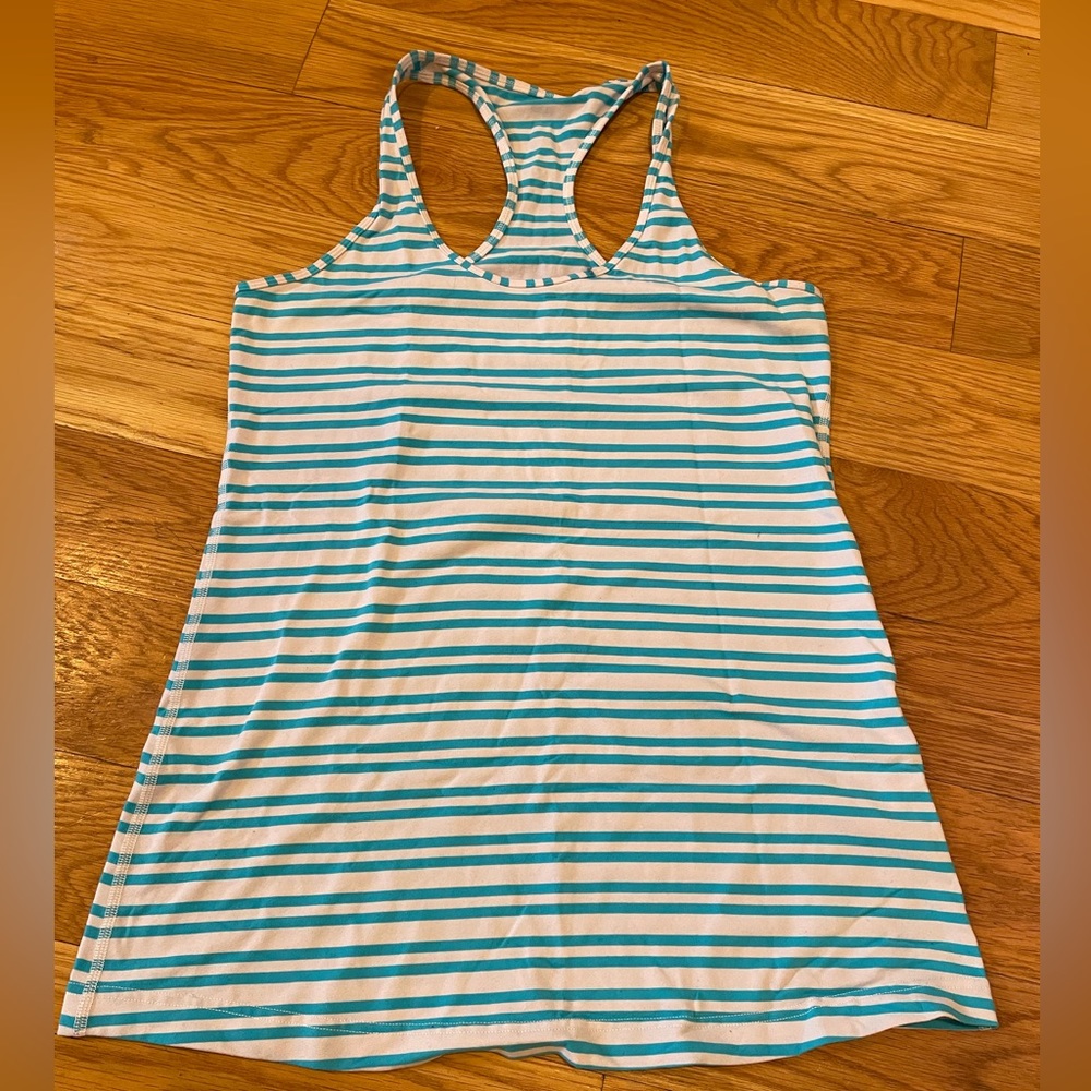 Lululemon Blue & White Tank Size 12